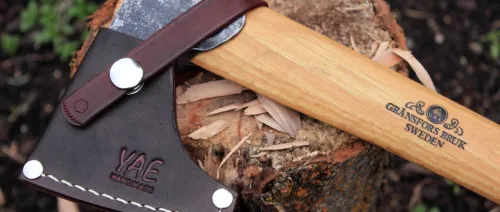 Nos haches et hachettes