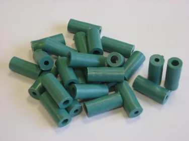 Entretoises 20 mm. pour fixation plaque