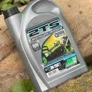 Huile 2T 100% synthétique, 1 Litre - MINERVA