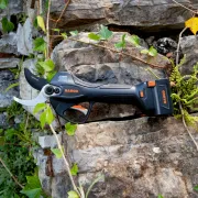 Sécateur Électrique Sans Fil à Batterie 40mm BCL240 - BAHCO