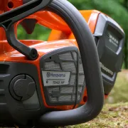 Elagueuse sans fil T542i XP + 2 batteries BLi200X (5Ah / 36V) - HUSQVARNA