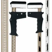 Zoom sur le pied à coulisse Waldmeister de 80 cm avec une triple graduation (profil ovale) de NESTLE