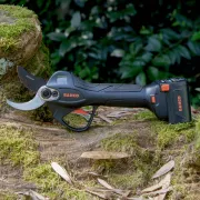 Sécateur Électrique Sans Fil à Batterie 40mm BCL240 - BAHCO