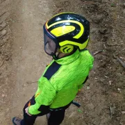 Dessus du casque Protos Forest Noire et Jaune PFANNER