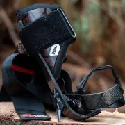 Griffes en carbone avec sangles velcro, pointes courtes - DISTEL